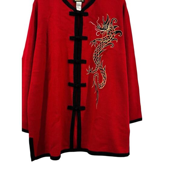 Bob Mackie Wearable Art Women’s Red Cardigan Black Trim Embroidered Dragon: 1X - Picture 2 of 7